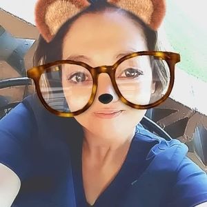 Meet your Posher, Cassie